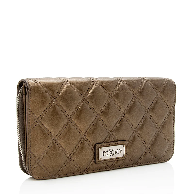 Limited-Time Offer On Trendy Bags Chanel Calfskin Paris New York Flap Wallet (SHF-15121) Limited-Time Offer On Trendy Bags Chanel Calfskin Paris New York Flap Wallet (SHF-15121)