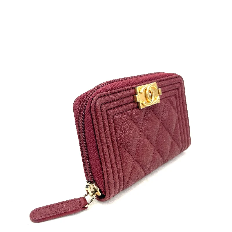 Stylish Bags For Fashion Bloggers CHANEL Boy O-Coin Purse CC  Wallet